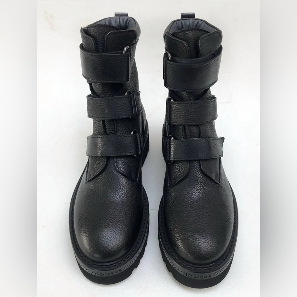 Homer combat boot, black leather size 8